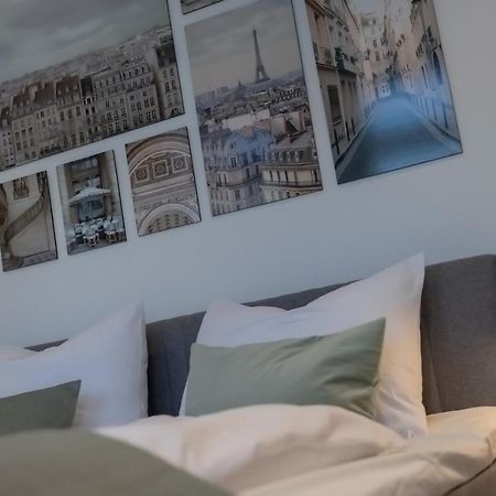 Kaza Guesthouse, Centrally Located 2 & 3 Bedroom Apartments In Аугсбург Екстер'єр фото