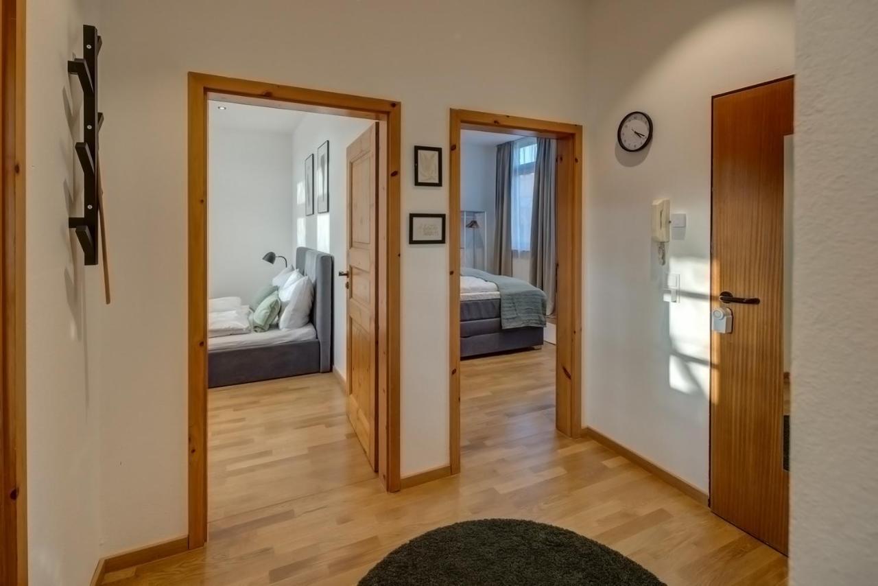 Kaza Guesthouse, Centrally Located 2 & 3 Bedroom Apartments In Аугсбург Екстер'єр фото